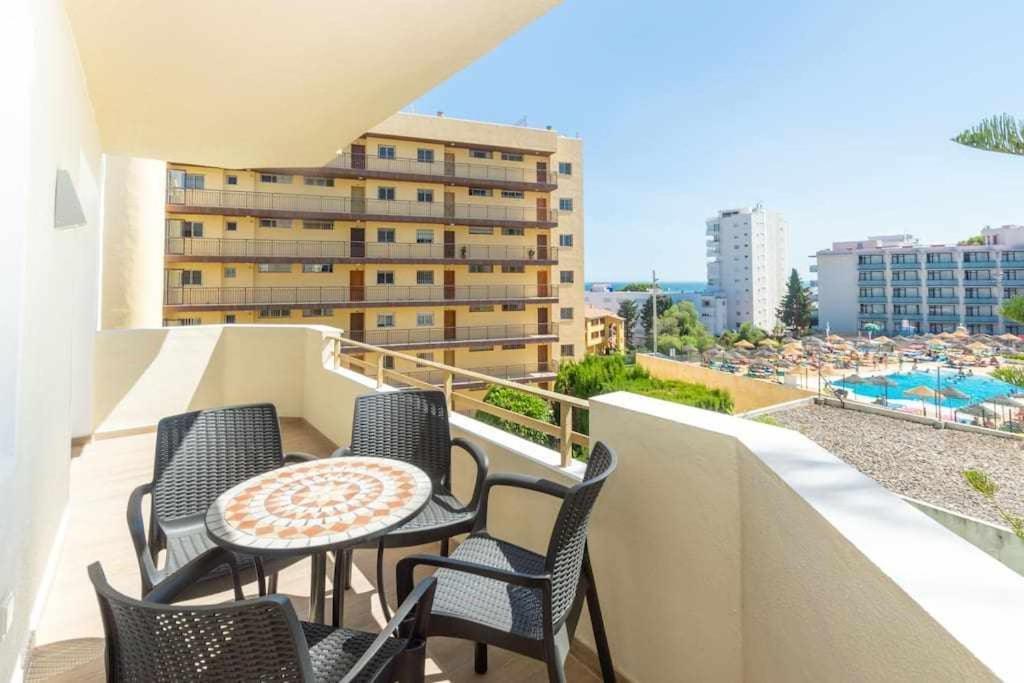 Santa Marta Al Lado De Los Servicios Y De La Playa Benalmádena Exterior foto