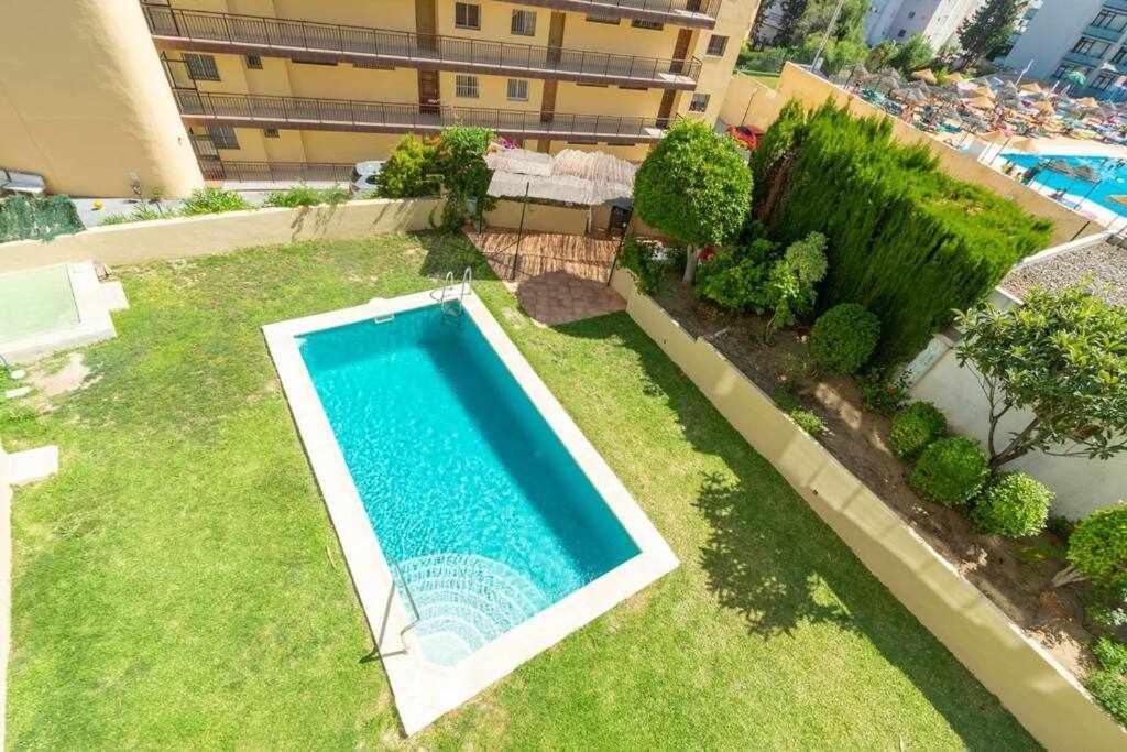 Santa Marta Al Lado De Los Servicios Y De La Playa Benalmádena Exterior foto